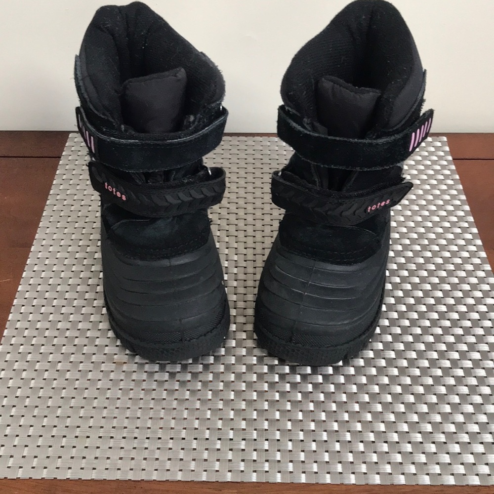 Totes Snow Boots!